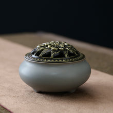 Metal Mesh Rustic Incense Holder