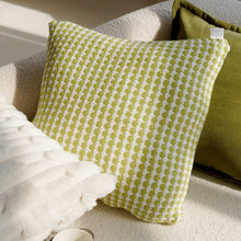 Verdant Songbird Pillow/Decorfur