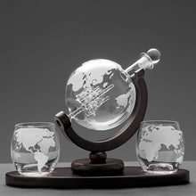 Sailing Globe Wine Decanter/Decorfur