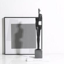 Modern Feminine Art Figurine/Decorfur