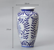 Porcelain Whisper Vase/Decorfur