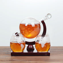Sailing Globe Wine Decanter/Decorfur