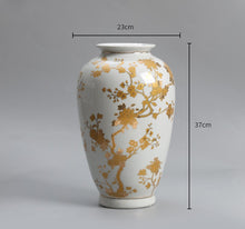 Porcelain Whisper Vase/Decorfur