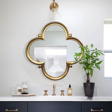 Ornate Retro Accent Mirror/Decorfur