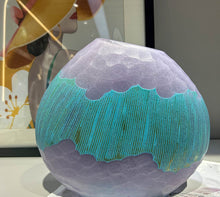 Engraved Cascade Vase/Decorfur