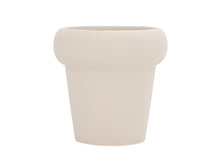 Artistic Scandinavian Planters/Decorfur