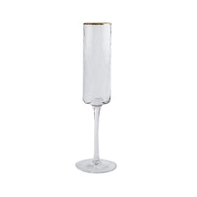 Diagonal Striped Wine Glass