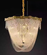 Lumière Luxe Chandelier/Decorfur