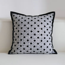 Obsidian Bloom Pillow/Decorfur