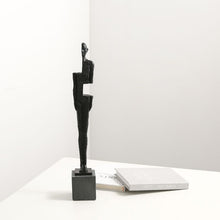 Modern Feminine Art Figurine/Decorfur