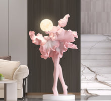 Elegant Pirouette/Decorfur