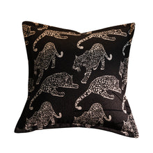 Wild Weave Cushions/Decorfur