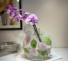 Artisan's Bloom Vase/Decorfur