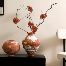 Eternal Echo Vase/Decorfur