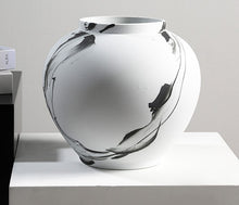 Ink Horizon Vase/Decorfur