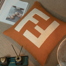 Haute Maison Pillow/Decorfur