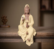 Guanyin of the Calm Branch/Decorfur