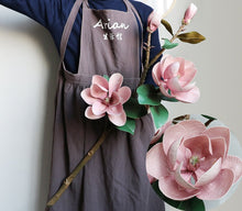 Delia inspired flower stick (set of 2)