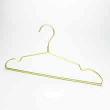 Metal non-slip seamless space aluminum alloy household clothes hanger