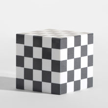 Black-and-white lattice marble cube