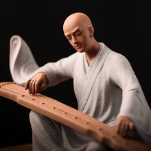 Robe Musical Monk Decor
