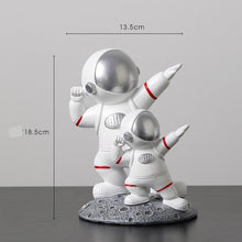 Parent-child astronaut Trinket