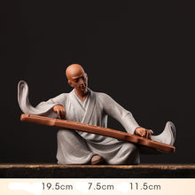 Robe Musical Monk Decor