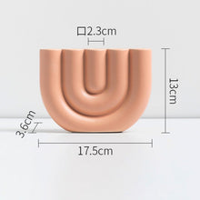U-shaped Candle Stand