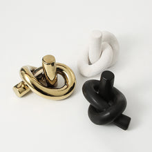 Twisted Tree Knot Decor