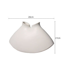 Double Hole Fan Vase