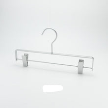 Wide-shouldered non-slip seamless space aluminum alloy hangers