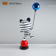 Modern resin balloon bear decor