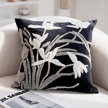 Leaf Tufted Pillow Cover