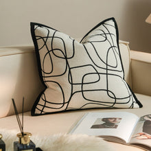 Château Cream Cushions/Decorfur