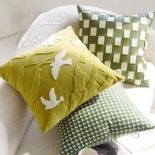 Verdant Songbird Pillow/Decorfur