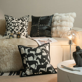 Haute Maison Pillow/Decorfur