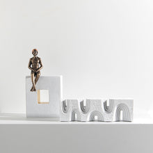 Thinker multi layer bookend