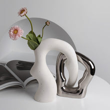 Alien Double Art Vase | Vase - Decorfur
