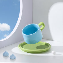 Contrast Pastel Cups and Plates (set of 2)